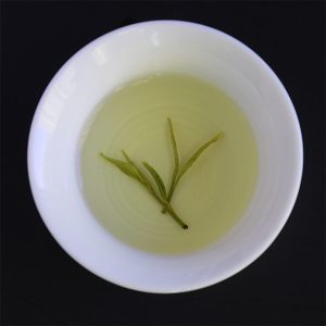 green tea in gaiwan Anji Bai Cha royaltipstea.jpg
