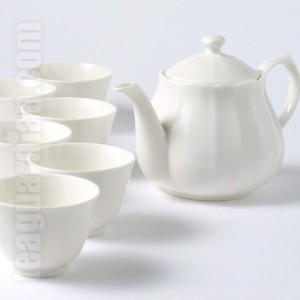 Bone china teapot set